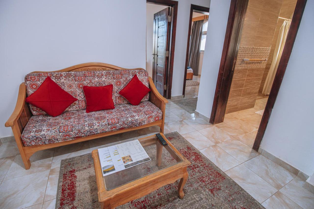 Apartamento Swiss Royal Dahab Exterior foto